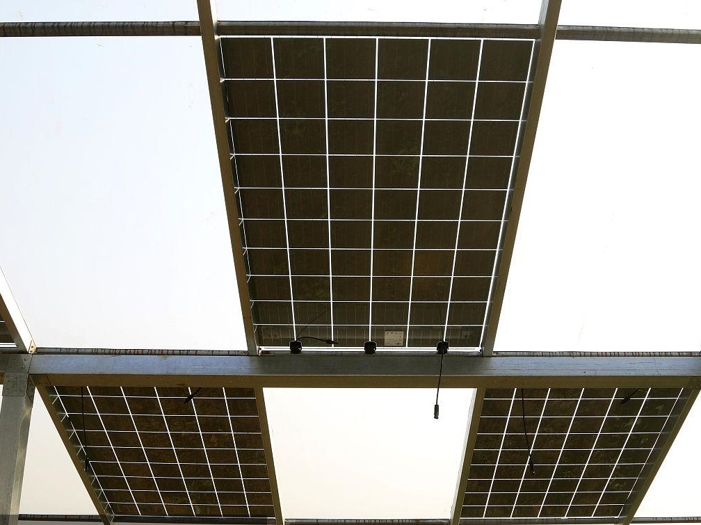 Panda solcellsväxthus (2)